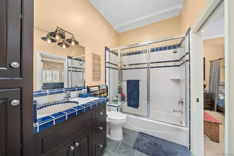 Bath - 3307 Wentworth Dr, Jamul, CA 91935 photo 9 of 10