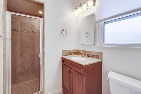 Bath - 8734 Dallas St, La Mesa, CA 91942 photo 1 of 2