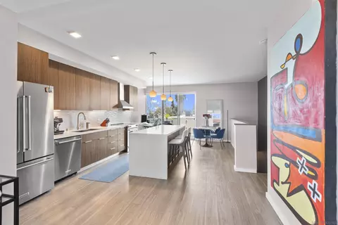 2887 B St, San Diego, CA 92102