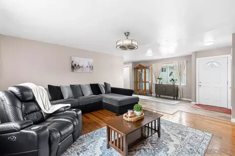 7703 Woodbine Way, San Diego, CA 92114