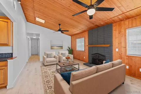342 F St, Ramona, CA 92065