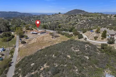 View/Area - 28885 Stonegate Dr, Valley Center, CA 92082 photo 9 of 19