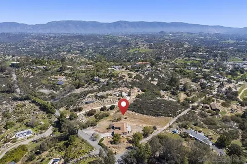View/Area - 28885 Stonegate Dr, Valley Center, CA 92082 photo 12 of 19