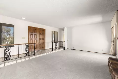 Living - 28885 Stonegate Dr, Valley Center, CA 92082 photo 4 of 7
