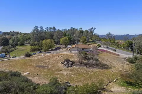 View/Area - 28885 Stonegate Dr, Valley Center, CA 92082 photo 19 of 19