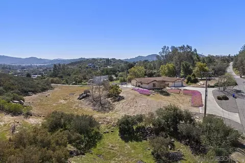 View/Area - 28885 Stonegate Dr, Valley Center, CA 92082 photo 18 of 19