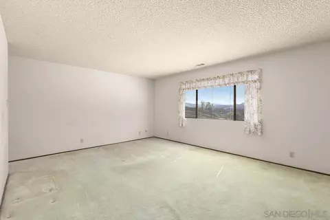 Bedroom - 28885 Stonegate Dr, Valley Center, CA 92082 photo 2 of 6
