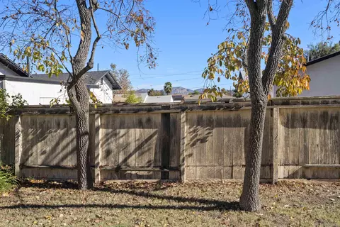 Exterior - 999 Grant Ave, El Cajon, CA 92020 photo 5 of 8
