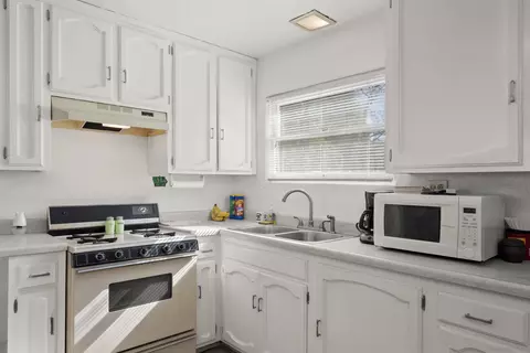 Kitchen - 999 Grant Ave, El Cajon, CA 92020 photo 3 of 3
