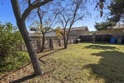 Exterior - 999 Grant Ave, El Cajon, CA 92020 photo 6 of 8