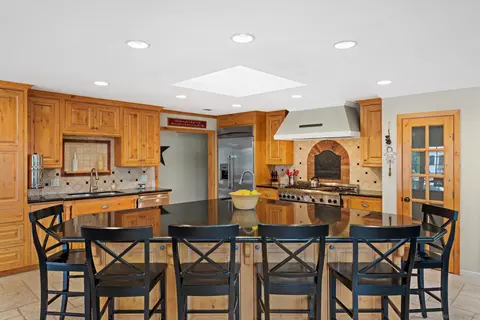 Kitchen - 16327 Woodson View Rd, Poway, CA 92064 photo 3 of 9