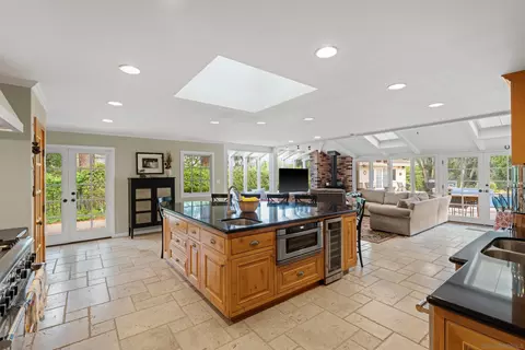 Kitchen - 16327 Woodson View Rd, Poway, CA 92064 photo 7 of 9