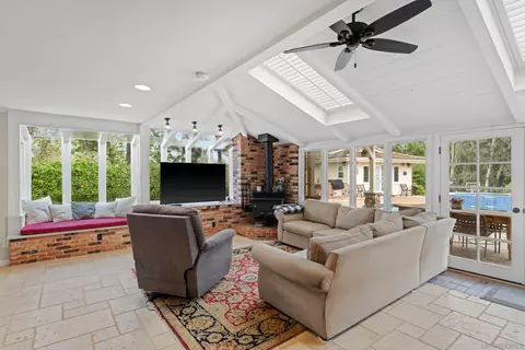 Living - 16327 Woodson View Rd, Poway, CA 92064 photo 5 of 7