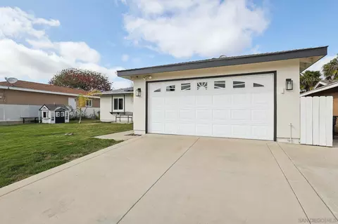 681 Parker St, Oceanside, CA 92057 photo 4