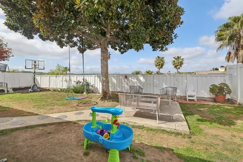 681 Parker St, Oceanside, CA 92057 photo 40