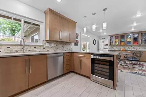 1509 Bel Air Ct, Redlands, CA 92373 photo 3