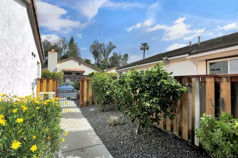 Exterior - 1819 Castle Gln, Escondido, CA 92029 photo 3 of 9