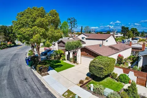 View/Area - 3612 Sky Haven Ln, Oceanside, CA 92056 photo 3 of 8