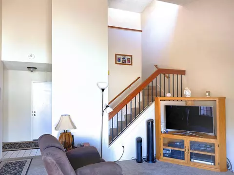 1565 Apache UNIT D, Chula Vista, CA 91910 photo 3