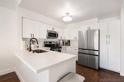 2712 Via Roberto, Carlsbad, CA 92010 photo 6
