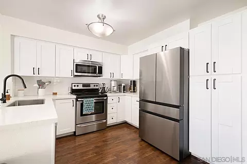 2712 Via Roberto, Carlsbad, CA 92010 photo 7