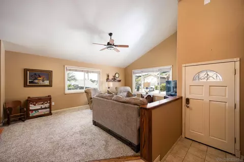14331 Vista Hills Dr, Lakeside, CA 92040 photo 6