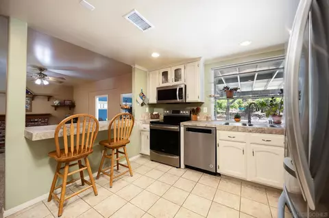 14331 Vista Hills Dr, Lakeside, CA 92040 photo 10