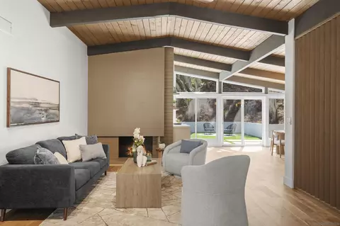 4876 Pacifica Dr, San Diego, CA 92109 photo 10