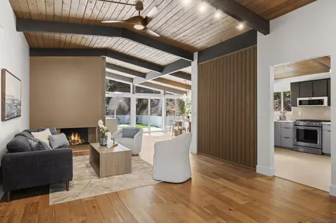 4876 Pacifica Dr, San Diego, CA 92109 photo 9