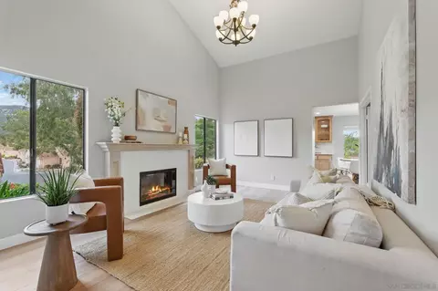 2055 Golden Circle Dr, Escondido, CA 92026