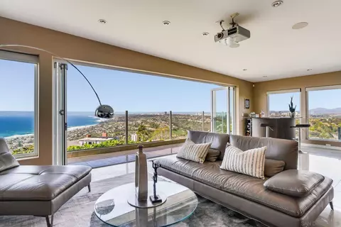 Living - 7304 Rue Michael, La Jolla, CA 92037 photo 3 of 3