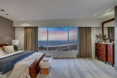 Bedroom - 7304 Rue Michael, La Jolla, CA 92037 photo 1 of 8