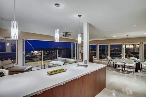 Kitchen - 7304 Rue Michael, La Jolla, CA 92037 photo 7 of 7