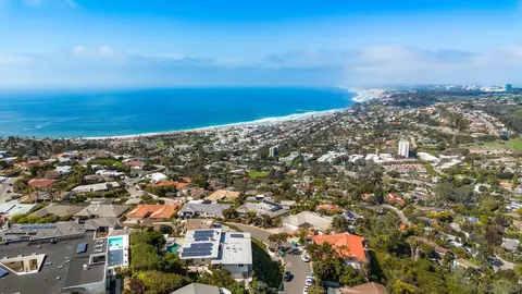 View/Area - 7304 Rue Michael, La Jolla, CA 92037 photo 7 of 7