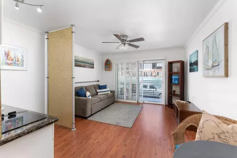 1021 Scott #112, San Diego, CA 92106