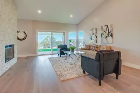 Living - 2334 Kimberly Ct, Carlsbad, CA 92008 photo 5 of 8