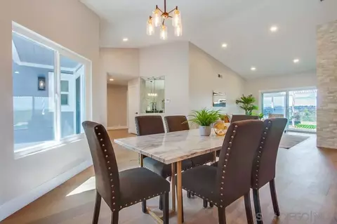 Dining - 2334 Kimberly Ct, Carlsbad, CA 92008 photo 3 of 6