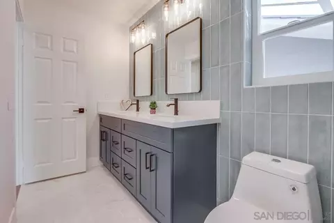 Bath - 2334 Kimberly Ct, Carlsbad, CA 92008 photo 7 of 7