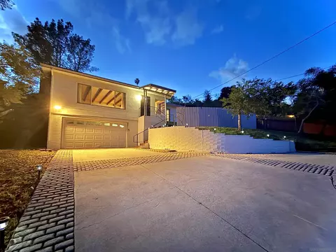 4124 Bancroft Dr, La Mesa, CA 91941