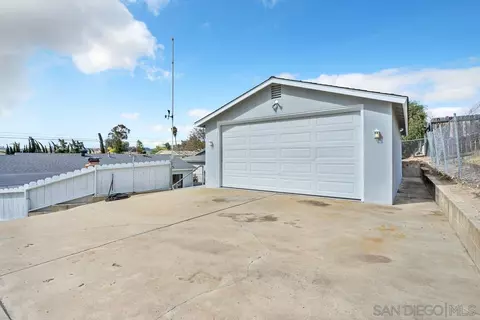9540 Abbeyfield Rd, Santee, CA 92071 photo 27