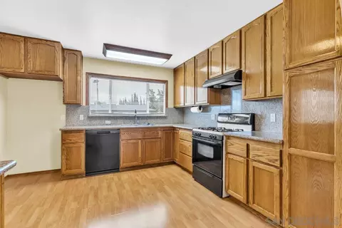 9540 Abbeyfield Rd, Santee, CA 92071 photo 9