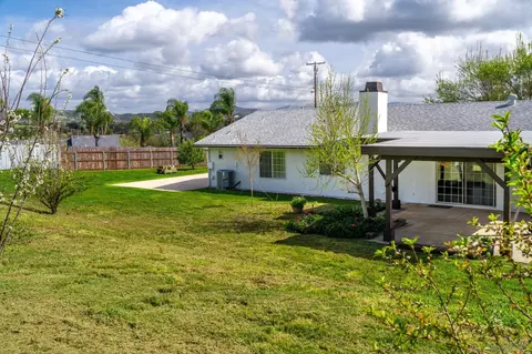 671 Moonlight Way, Ramona, CA 92065 photo 4