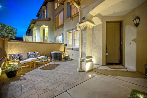 16903 New Rochelle Way #91, San Diego, CA 92127