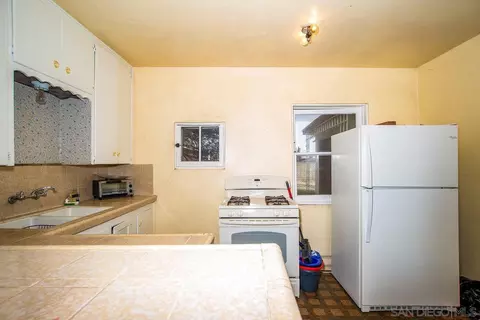 Kitchen - 6525 Macarthur Dr, Lemon Grove, CA 91945 photo 1 of 3