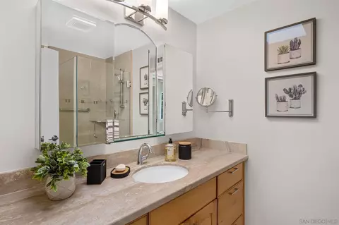 3252 Eichenlaub St, San Diego, CA 92117 photo 11
