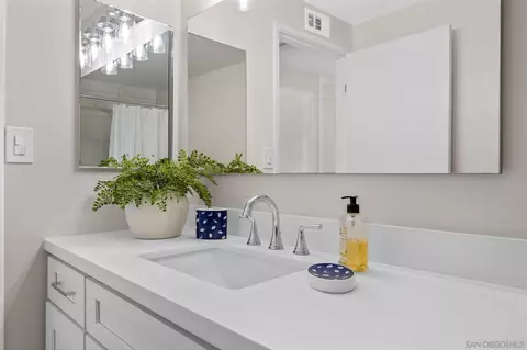 3252 Eichenlaub St, San Diego, CA 92117 photo 14
