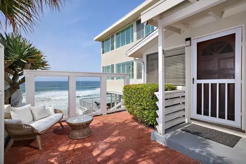 2747 Ocean St, Carlsbad, CA 92008 photo 3
