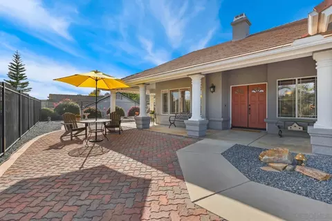 Exterior - 1783 Palomares Rd, Fallbrook, CA 92028 photo 2 of 10
