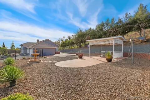 Exterior - 1783 Palomares Rd, Fallbrook, CA 92028 photo 9 of 10