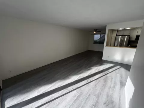 Living - 3059 Brookpine Ct, Spring Valley, CA 91978 photo 2 of 6